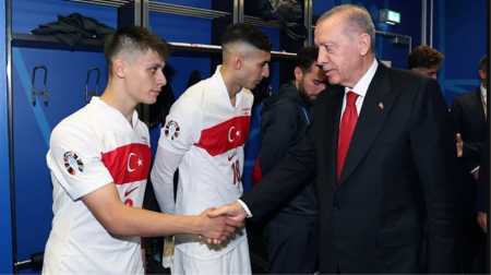 Ərdoğan futbolçuları ilə görüşüb