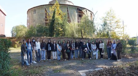 Yaşıl Bələdçi" – Gənclərin ekoturizm sahəsində maarifləndirilməsi layihəsi uğurla yekunlaşıb. - FOTOLAR