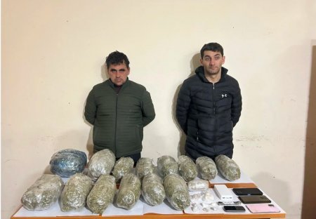 Narkotik vasitələrini qanunsuz ölkə ərazisinə keçirməyə cəhd edən şəxslər saxlanılıblar