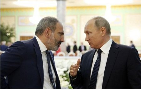 Paşinyan Putinə zəng edib