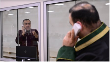 Hərbi cinayətlərdə təqsirləndirilən separatçıların məhkəmə prosesi davam edir 