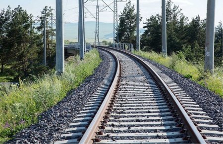 Rusiyadan Azərbaycana göndərilən yük vaqonunda yanğın olub