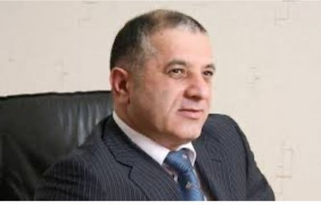 Zaminbank” ASC-nin məhkum edilmiş sədri Nadir İsmayılovun Londondakı bank hesabında 2,5 milyon funt-sterlinq bank hesabına həbs qoyulub.