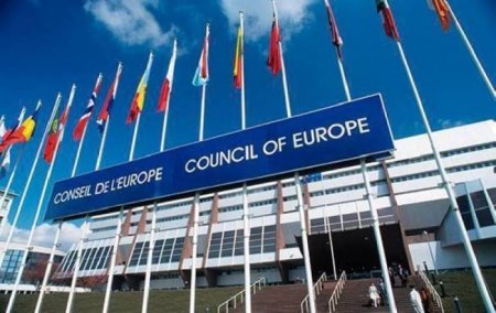 Avropa Şurasının Nazirlər Komitəsi  Azərbaycanı jurnalistlərin qorumasına çağırıb edib