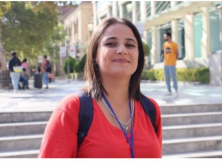 Təcridxana nəzarətçisi Nərgiz Absalamovaya xəsarət yetirib