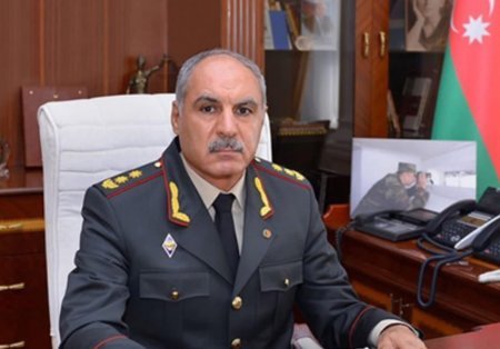 Prezident Xanlar Vəliyevi təltif edib