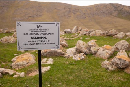 Daşkəsən rayonunda mövcud olan abidələrə məlumat lövhələri quraşdırılıb