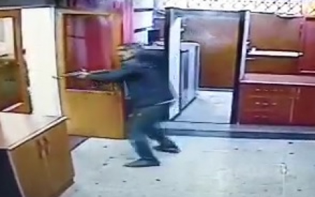 Tehrandakı səfirliyimizə hücum edən şəxsin edamına hazırlıqlar tamamlandı