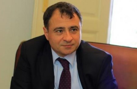 Sabiq səfir Arif Məmmədov bir neçə maddə ilə axtarışa verilib