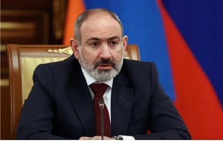 Paşinyan: Ermənistan və Azərbaycan EPC sammitinə ev sahibliyi üçün qarşılıqlı dəstək göstərib
