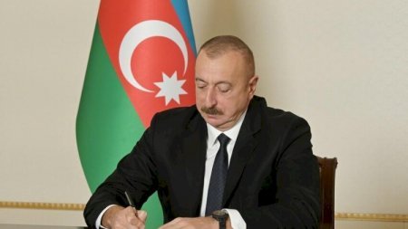 Prezident İlham Əliyev əfv sərəncamı imzalayıb