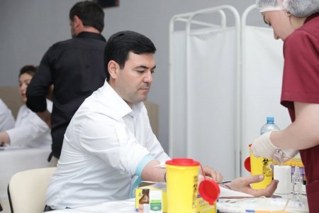 Xaçmazda Aşura günü könüllü qanvermə aksiyası keçirilib