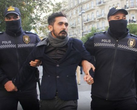 Həmkarlar ittifaqı fəalı Elvin Mustafayevə qarşı yeni cəza: ümumi rejimdən ciddi rejimə