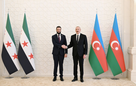 İlham Əliyev Suriya Prezidenti Əhməd Əl Şaraa ilə görüşüb