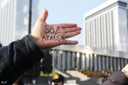 Milli Məclis “Media haqqında” Qanuna dəyişiklikləri təsdiqlədi