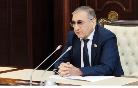 Deputat Tahir Rzayev: “Deputatın gəlirlərinin müzakirəsi bizə ucalıq gətirmir”