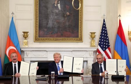 İlham Əliyev, Donald Tramp və Nikol Paşinyan Birgə Bəyannamə imzaladılar