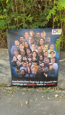 DAS təşkilatınln fəalları Berlində  həbs olunan jurnalistlərə və siyasi məhbuslara azadlıq tələb edir
