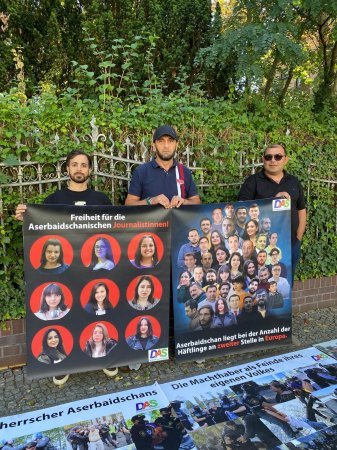 DAS təşkilatınln fəalları Berlində  həbs olunan jurnalistlərə və siyasi məhbuslara azadlıq tələb edir