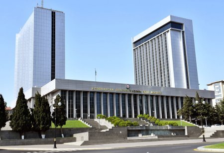   Deputatlar spikerə müraciət etdi – Milli Məclis təcili toplanır