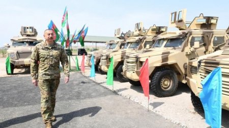 Azərbaycan hərbi büdcəni artırır
