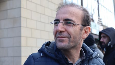  Jurnalist Şəmşad Ağa müalicə müəssisəsinə köçürülüb