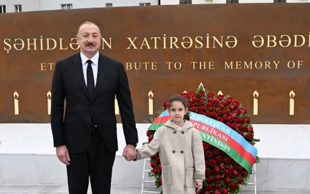 Prezident İlham Əliyev Gəncə Memorial Kompleksinin açılışında iştirak edib
