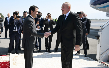 Prezident İlham Əliyev Tacikistanda səfərdədir