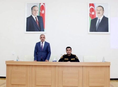 Xaçmazda polis əməkdaşları pedaqoji kollektivlə görüş keçirib