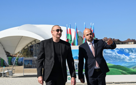 Prezident İlham Əliyev Cəbrayıl şəhər məscidinin təməlini qoyub