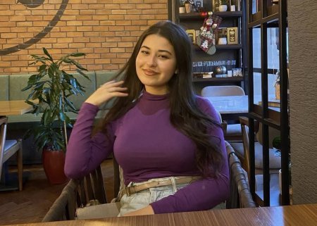 Azərbaycan Dillər Universiteti fərqlənən məzun və tələbələrin siyahısını açıqlayıb