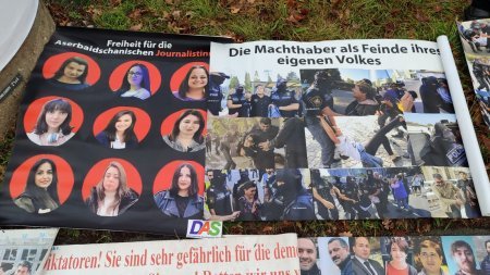 Nürnberqdə azərbaycanlı mühacirlərdən etiraz aksiyası