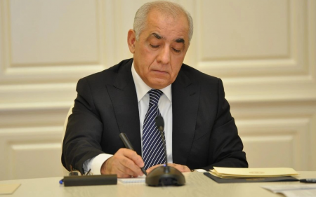 Baş nazir beynəlxalq ikili diplom proqramları ilə bağlı sərəncam imzalayıb