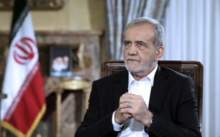 Pezeşkian Xamenei ilə bağlı xəbərdarlıq edib