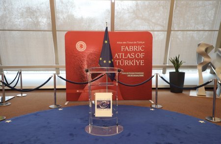 Strasbourg, Fransa — Avropa Parlament Assambleyasında “Türkiyə Dokuma Atlası” Mədəniyyət Sərgisi Açııb