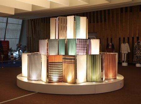 Strasbourg, Fransa — Avropa Parlament Assambleyasında “Türkiyə Dokuma Atlası” Mədəniyyət Sərgisi Açııb