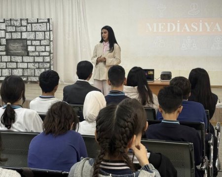 Zəngi liseyində mediasiya mövzusunda maarifləndirici seminar keçirilib