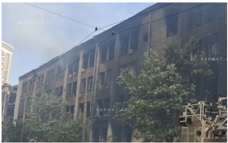 Kiyevə hücum: Azərbaycan səfirliyi zərər görüb