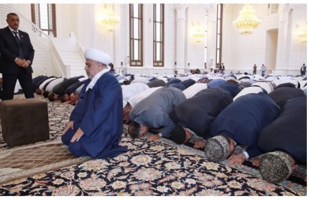 Qurban bayramı namazları məscidlərdə qılınacaq