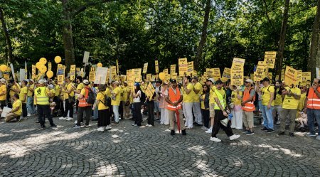 Strasburqda AŞPA qarşısında 7 mindən çox türkün iştirakılabmöhtəşəm “Hər kəs üçün ədalət” adlı aksiyası keçirilib