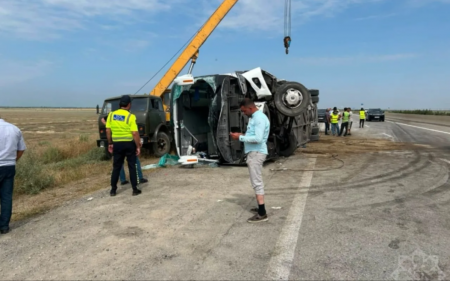 TƏBİB: Hacıqabulda avtobus qəzasında xəsarət alan 28 nəfər evə buraxılıb