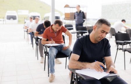 “AzerGold” QSC-də işə qəbulla bağlı növbəti kütləvi test imtahanı keçirilib
