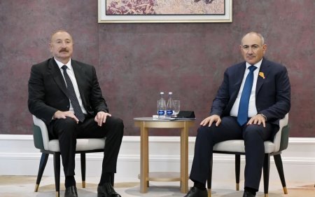 Əliyev və Paşinyan Bişkekdə görüşdü: TRIPP, sərhədlər və iqtisadi əməkdaşlıq müzakirə olundu