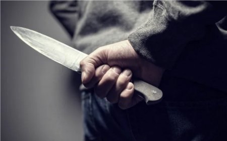 Sumqayıtda ailə mübahisəsi qanlı bitdi: 71 yaşlı kişi oğlunu bıçaqladı