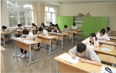 Uşaq evlərində böyüyən 28 gənc tələbəlik sevincini yaşayır